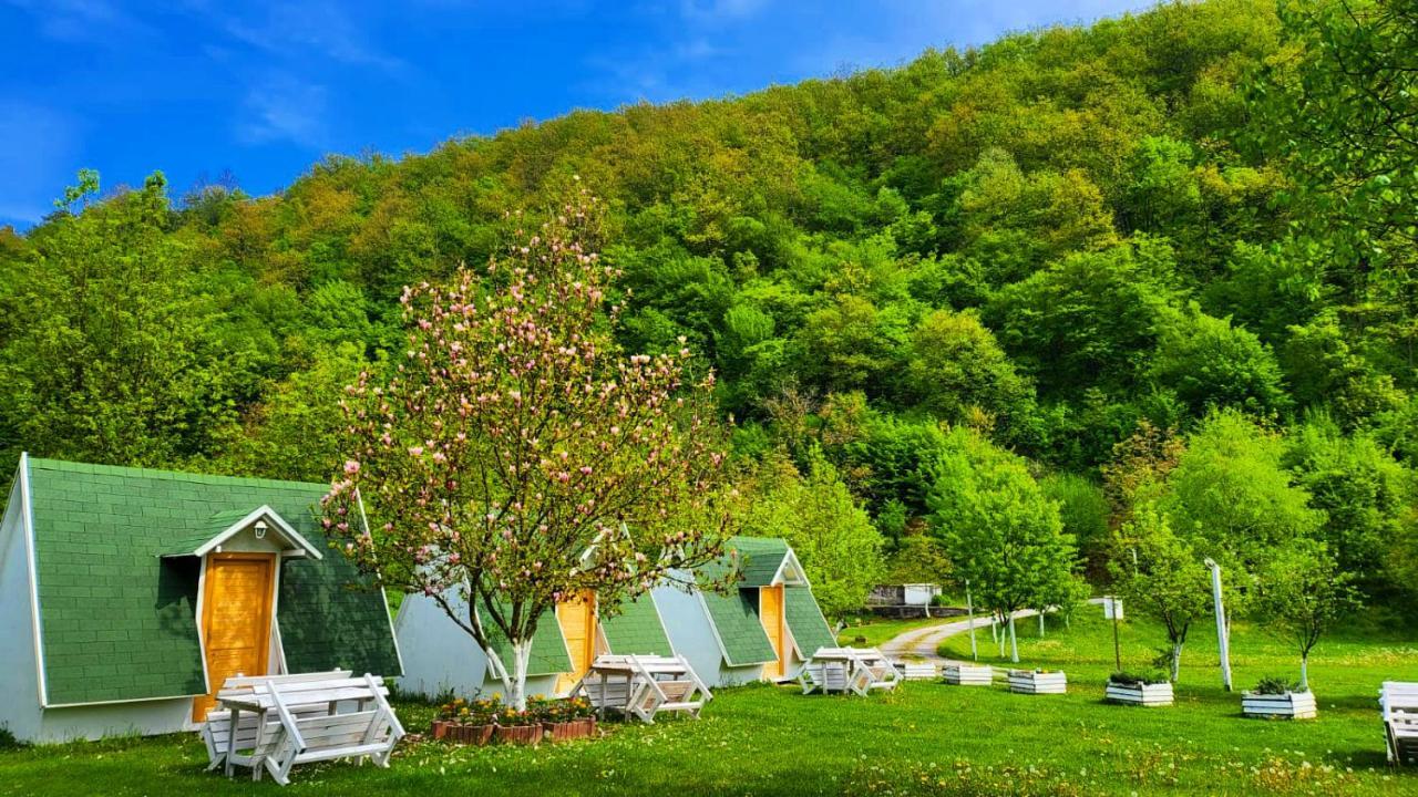 Una Kamp Hotel Bosanska Krupa Exterior foto