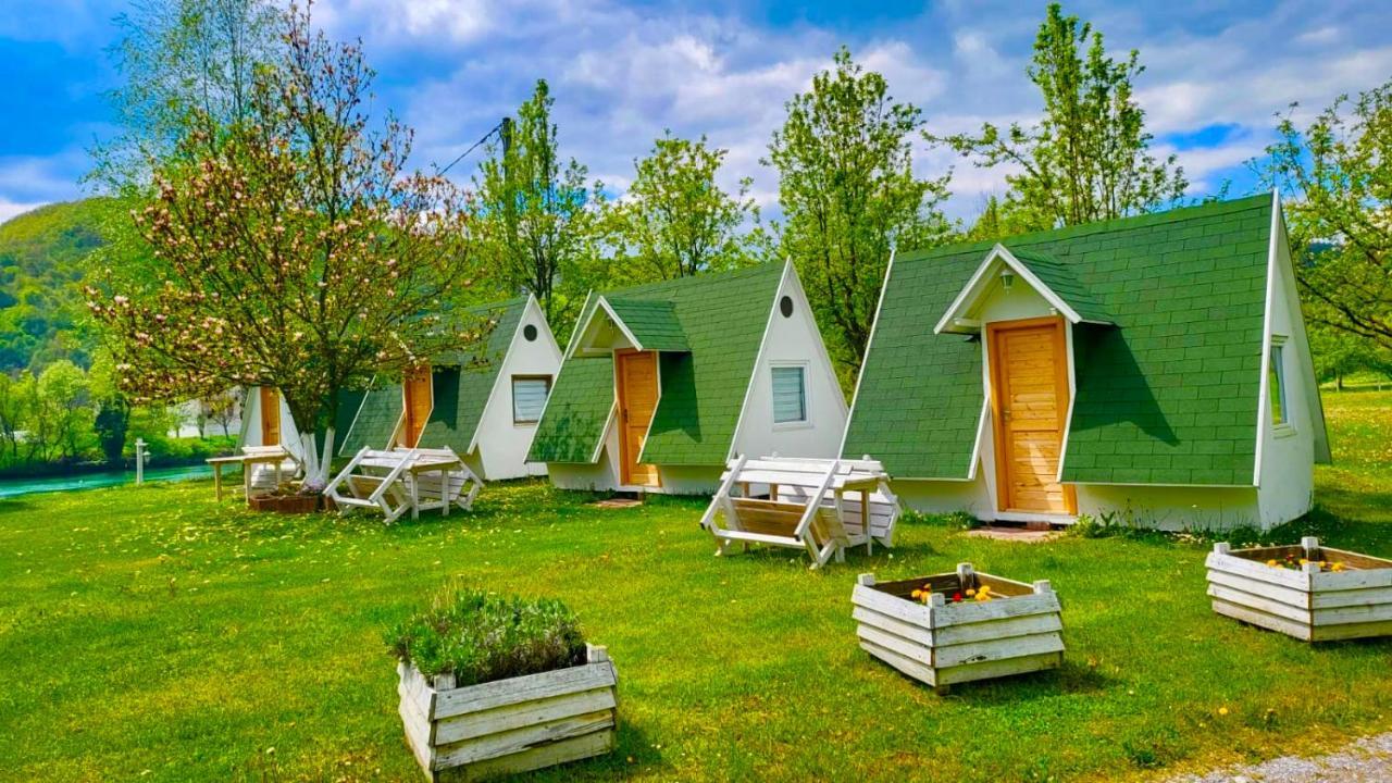 Una Kamp Hotel Bosanska Krupa Exterior foto