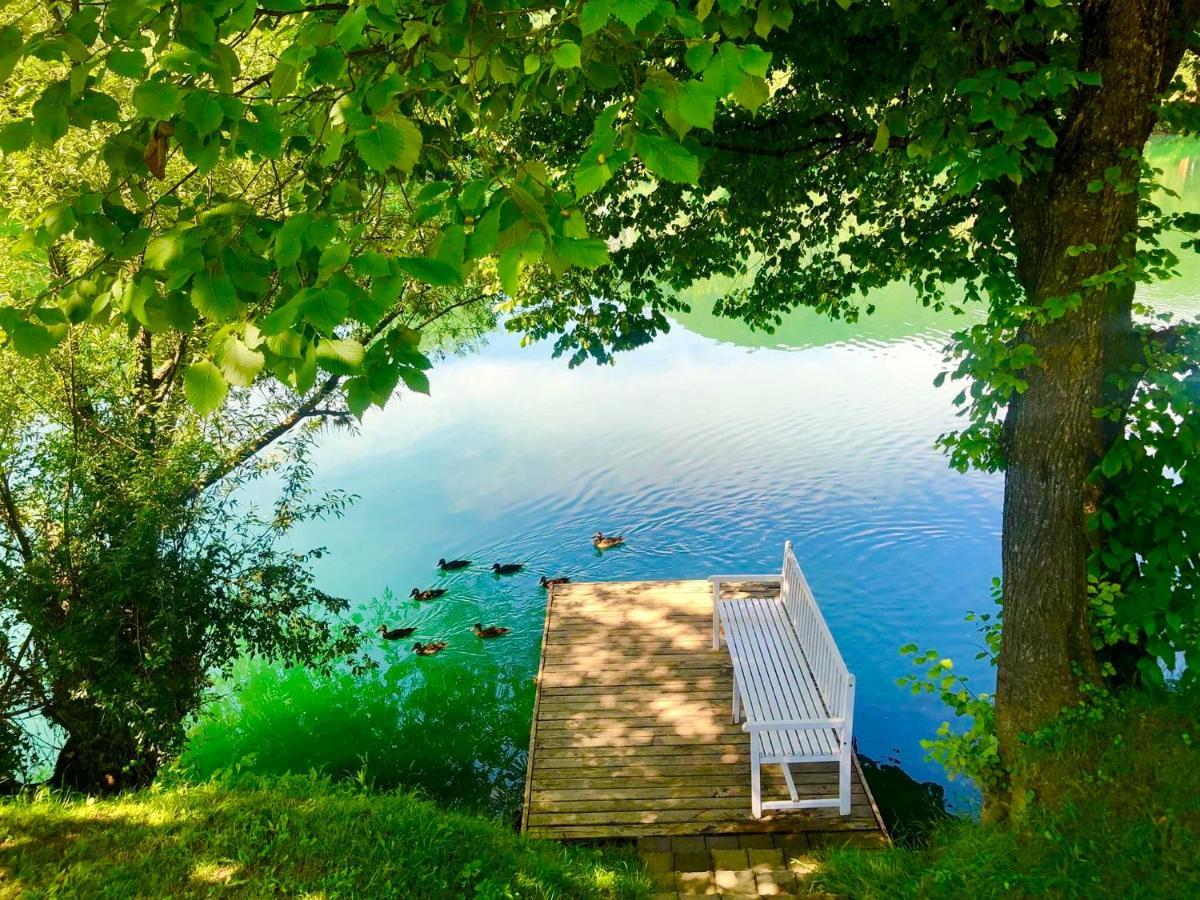 Una Kamp Hotel Bosanska Krupa Exterior foto
