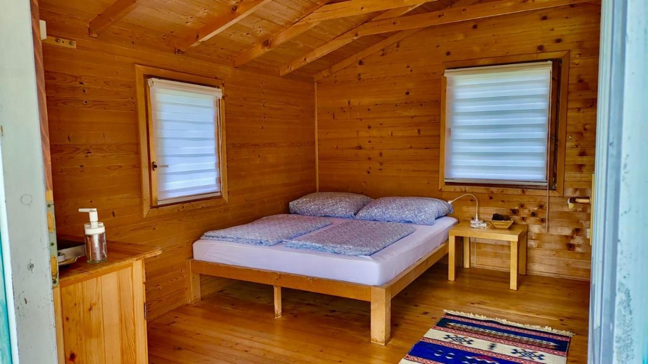 Una Kamp Hotel Bosanska Krupa Exterior foto